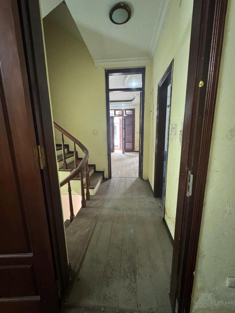 Bán nhà Bắc Linh Đàm - diện tích 74m2 4 tầng - ô tô tránh đỗ - giá 28,5 tỷ