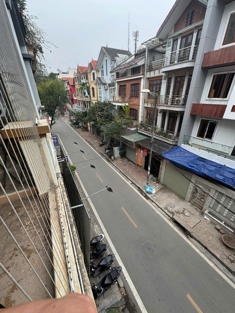 Bán nhà Bắc Linh Đàm - diện tích 74m2 4 tầng - ô tô tránh đỗ - giá 28,5 tỷ