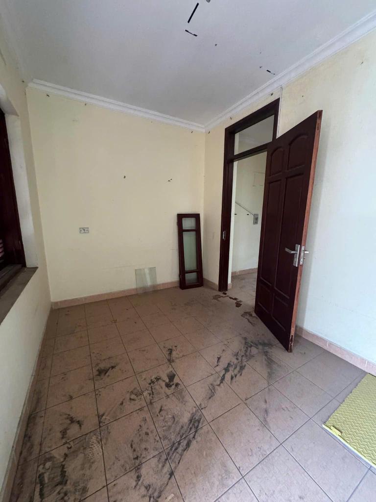 Bán nhà Bắc Linh Đàm - diện tích 74m2 4 tầng - ô tô tránh đỗ - giá 28,5 tỷ