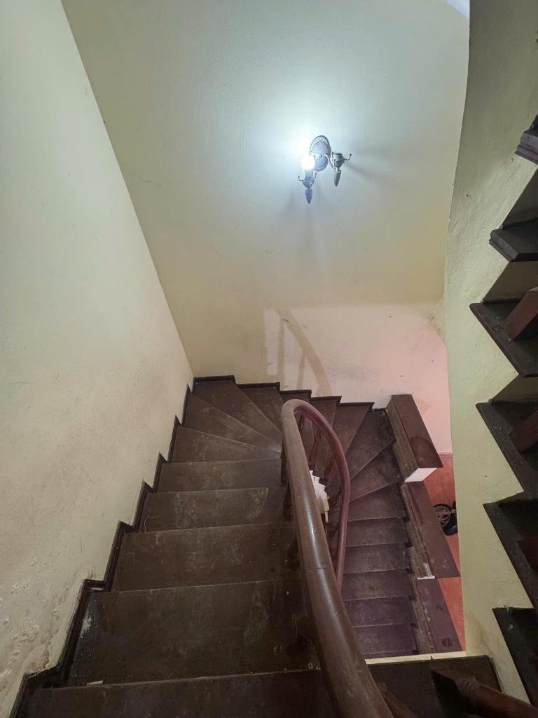 Bán nhà Bắc Linh Đàm - diện tích 74m2 4 tầng - ô tô tránh đỗ - giá 28,5 tỷ