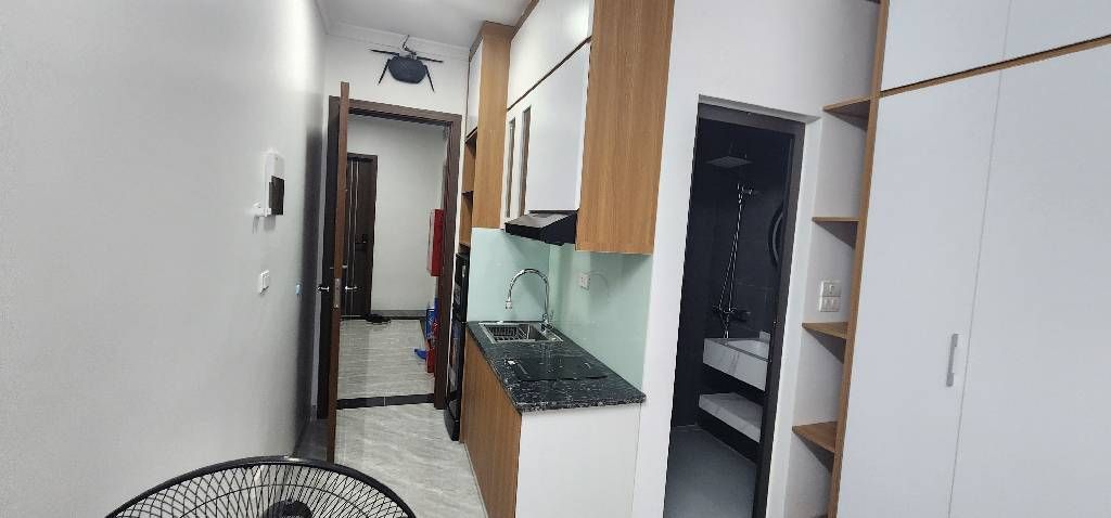 Bán nhà Thúy Lĩnh - diện tích 106m2 6 tầng - Căn hộ dòng tiền mặt tiền khủng cho thuê - giá 20,5 tỷ