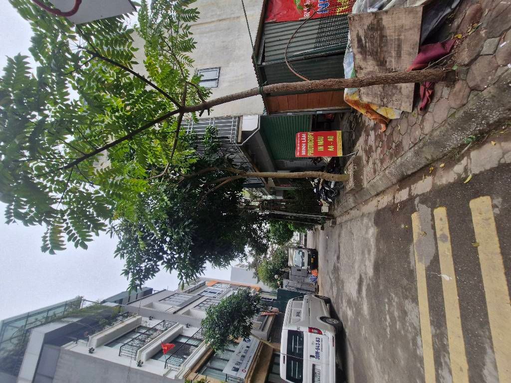 Bán nhà Hoàng Mai - diện tích 60m2 2 tầng - Ô TÔ TRÁNH - giá 18,5 tỷ