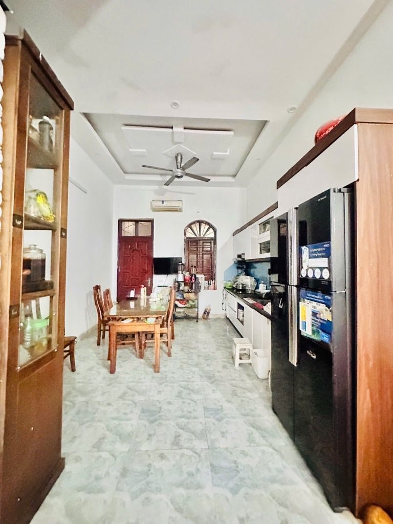 Bán nhà Định Công Hạ - diện tích 70m2 4 tầng - Ô tô chạy vòng quanh - giá 18,5 tỷ