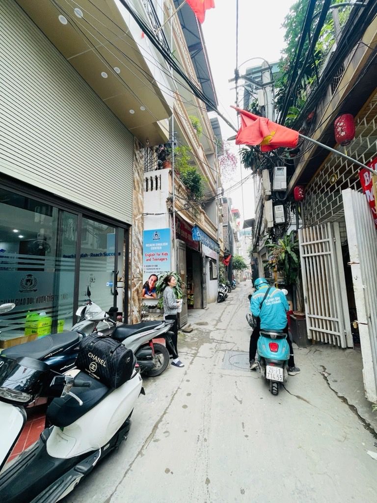 Bán nhà Định Công Hạ - diện tích 70m2 4 tầng - Ô tô chạy vòng quanh - giá 18,5 tỷ