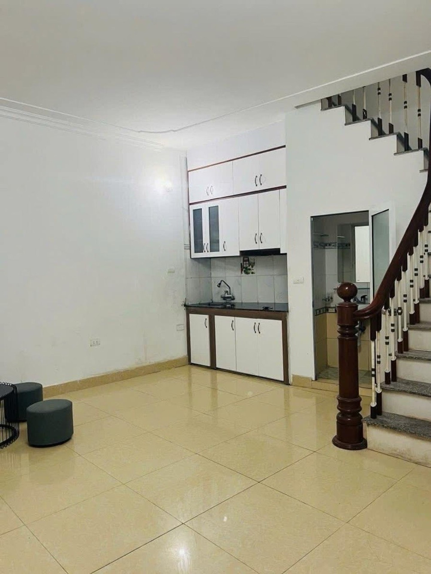 Bán nhà Vĩnh Hưng - diện tích 30m2 4 tầng - Lô góc 2 mặt thoáng - giá 6,4 tỷ