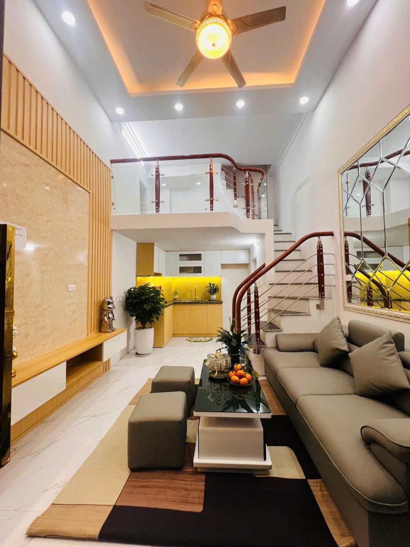Bán nhà Hồng Mai - diện tích 18m2 4 tầng - Ô tô tránh - giá 6,3 tỷ