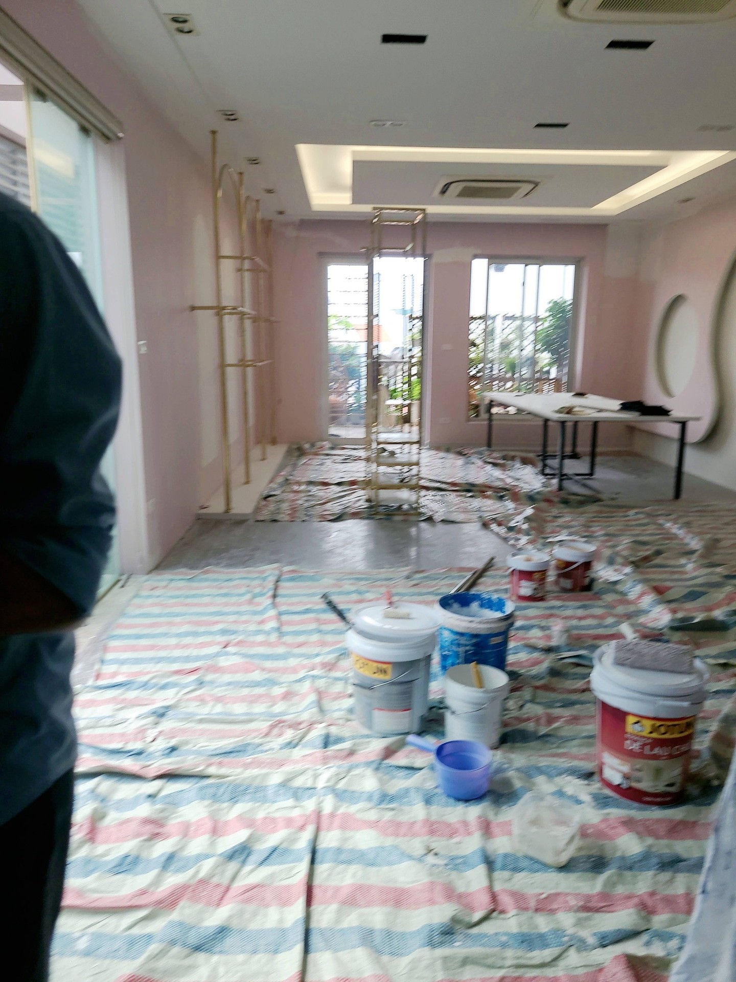Bán nhà Thịnh Liệt - diện tích 161m2 5 tầng - Thang máy, Gara ô tô - giá 43 tỷ