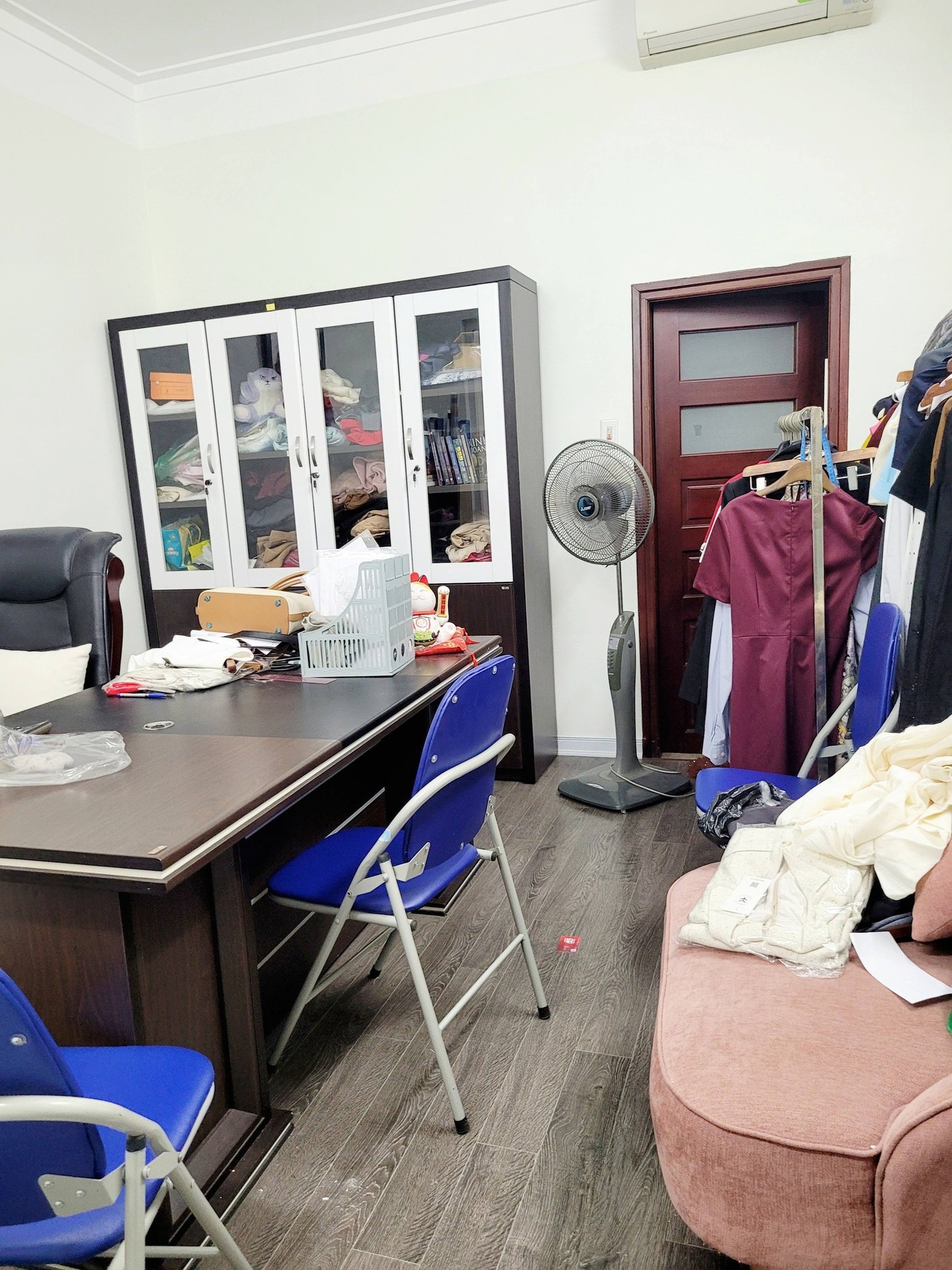 Bán nhà Thịnh Liệt - diện tích 161m2 5 tầng - Thang máy, Gara ô tô - giá 43 tỷ