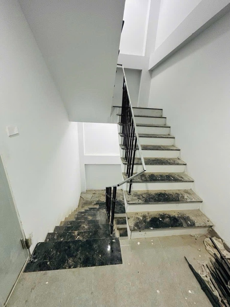 Bán nhà Xã Đàn - diện tích 185m2 10 tầng - Lô góc 2 mặt thoáng - giá 165 tỷ