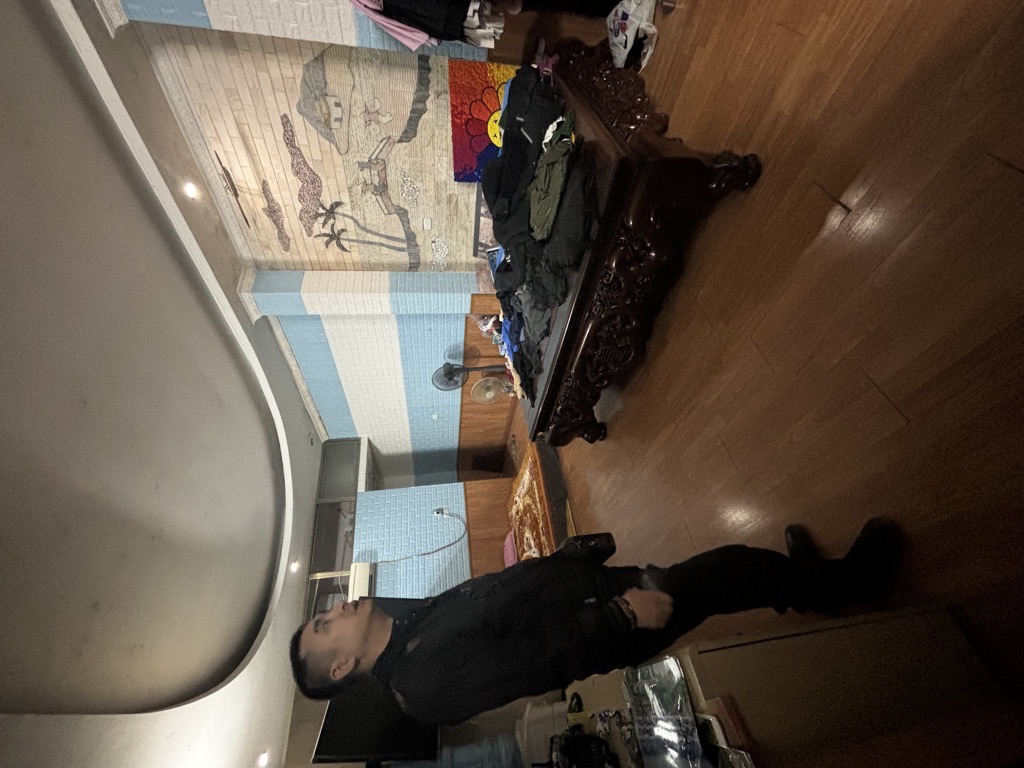 Bán nhà Nguyễn Trãi - diện tích 118.2m2 4 tầng - Ô TÔ TRÁNH - giá 33 tỷ