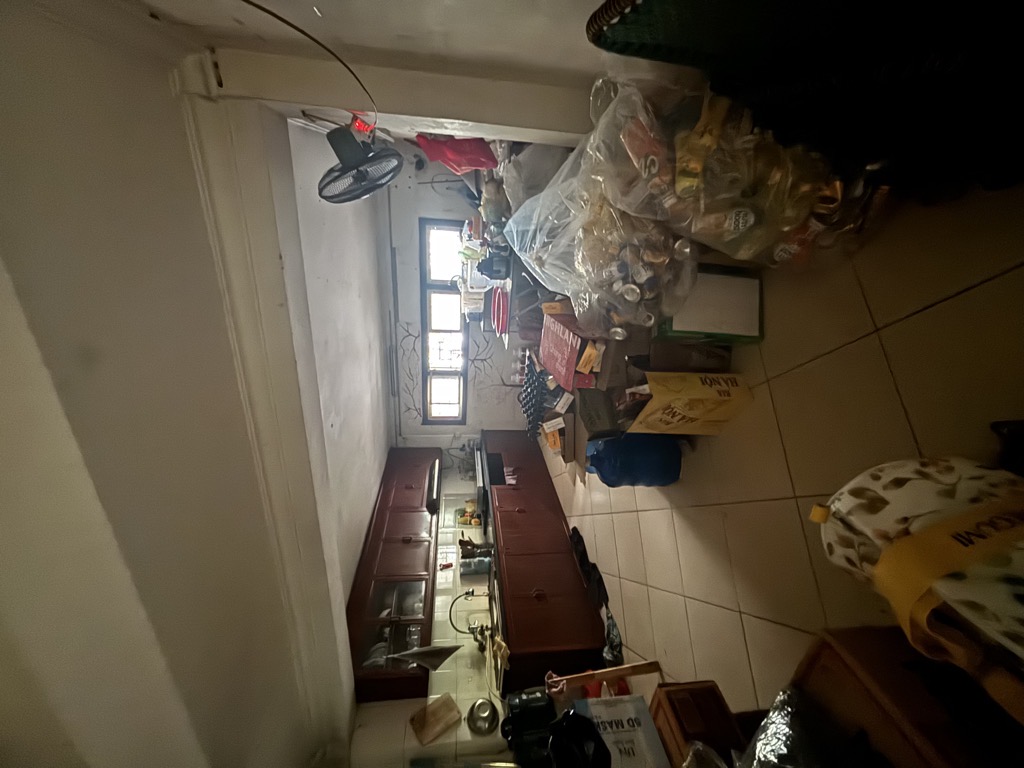 Bán nhà Nguyễn Trãi - diện tích 118.2m2 4 tầng - Ô TÔ TRÁNH - giá 33 tỷ