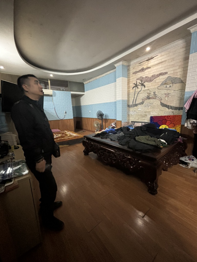 Bán nhà Nguyễn Trãi - diện tích 118.2m2 4 tầng - Ô TÔ TRÁNH - giá 33 tỷ