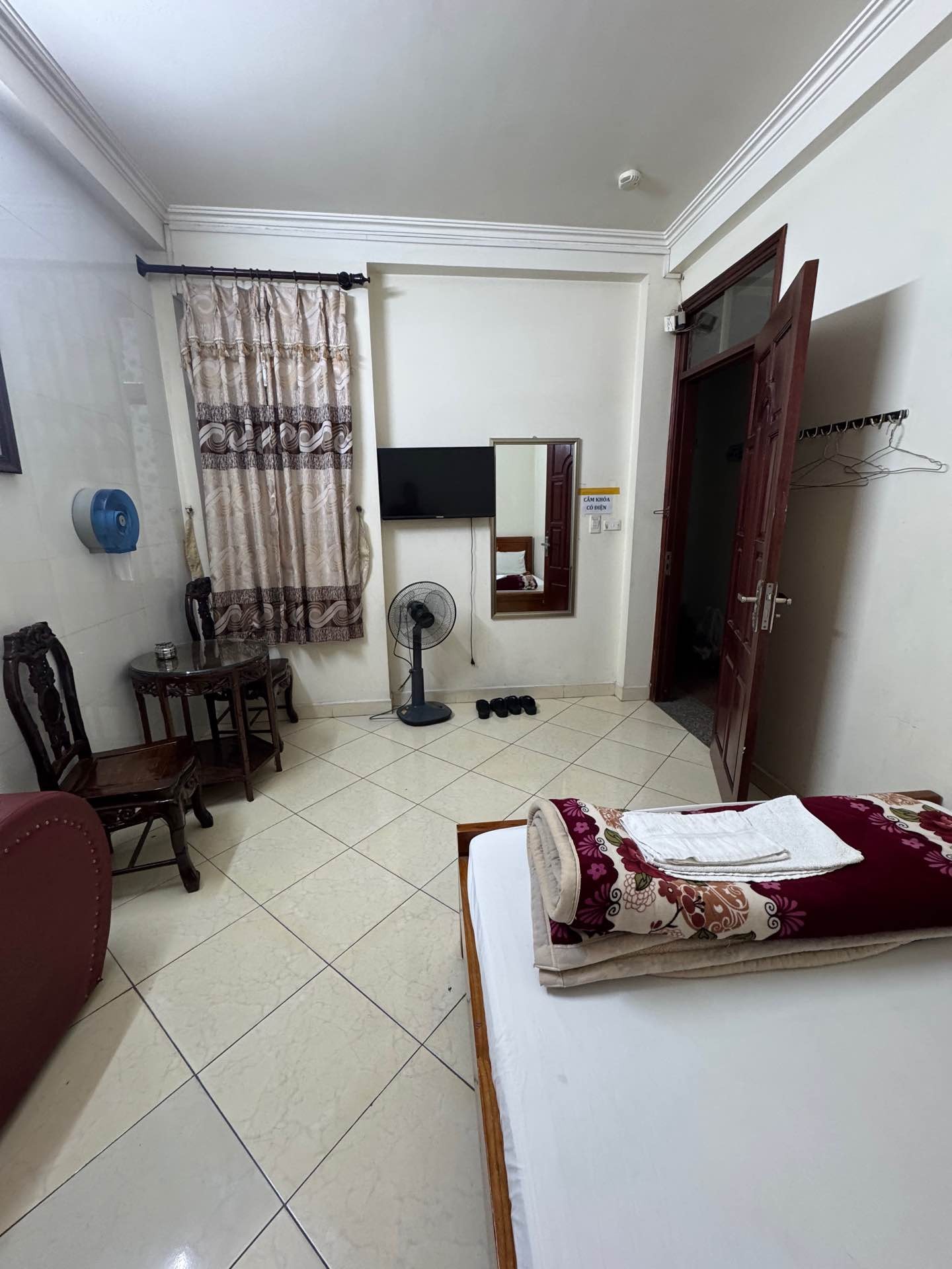 Bán nhà Giải Phóng - diện tích 73.2m2 7 tầng - Nhà nghỉ thu trang - giá 26,5 tỷ