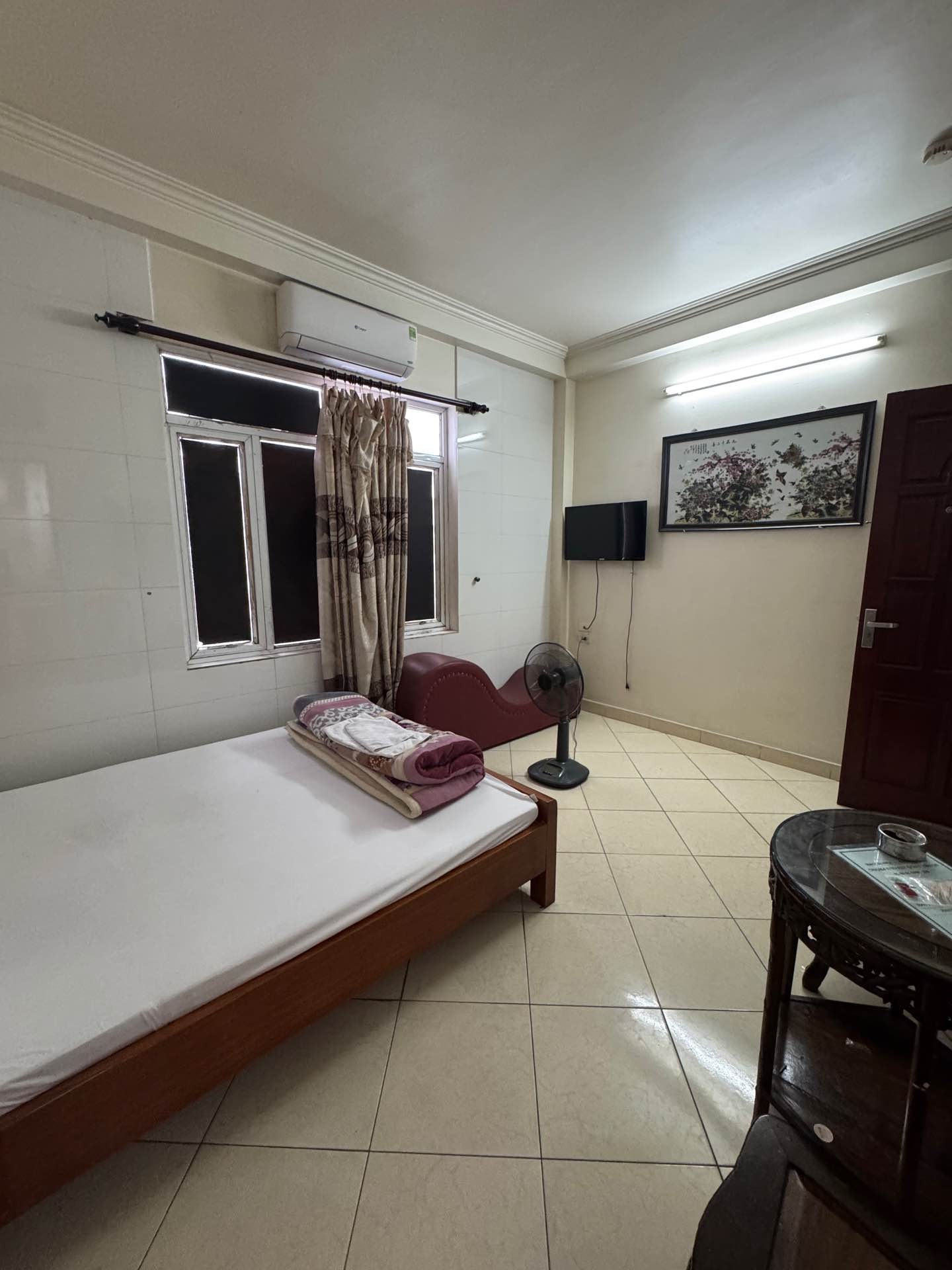 Bán nhà Giải Phóng - diện tích 73.2m2 7 tầng - Nhà nghỉ thu trang - giá 26,5 tỷ