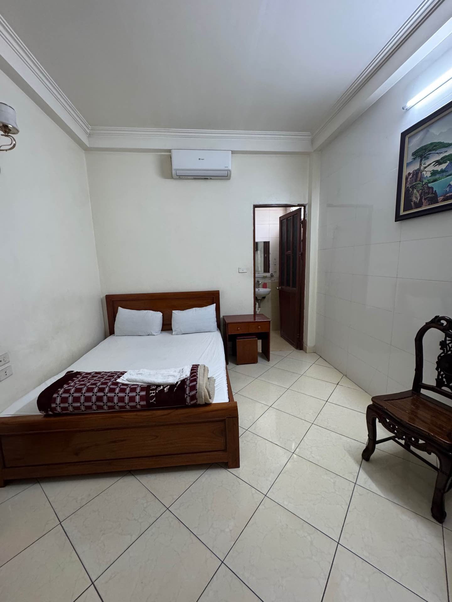 Bán nhà Giải Phóng - diện tích 73.2m2 7 tầng - Nhà nghỉ thu trang - giá 26,5 tỷ