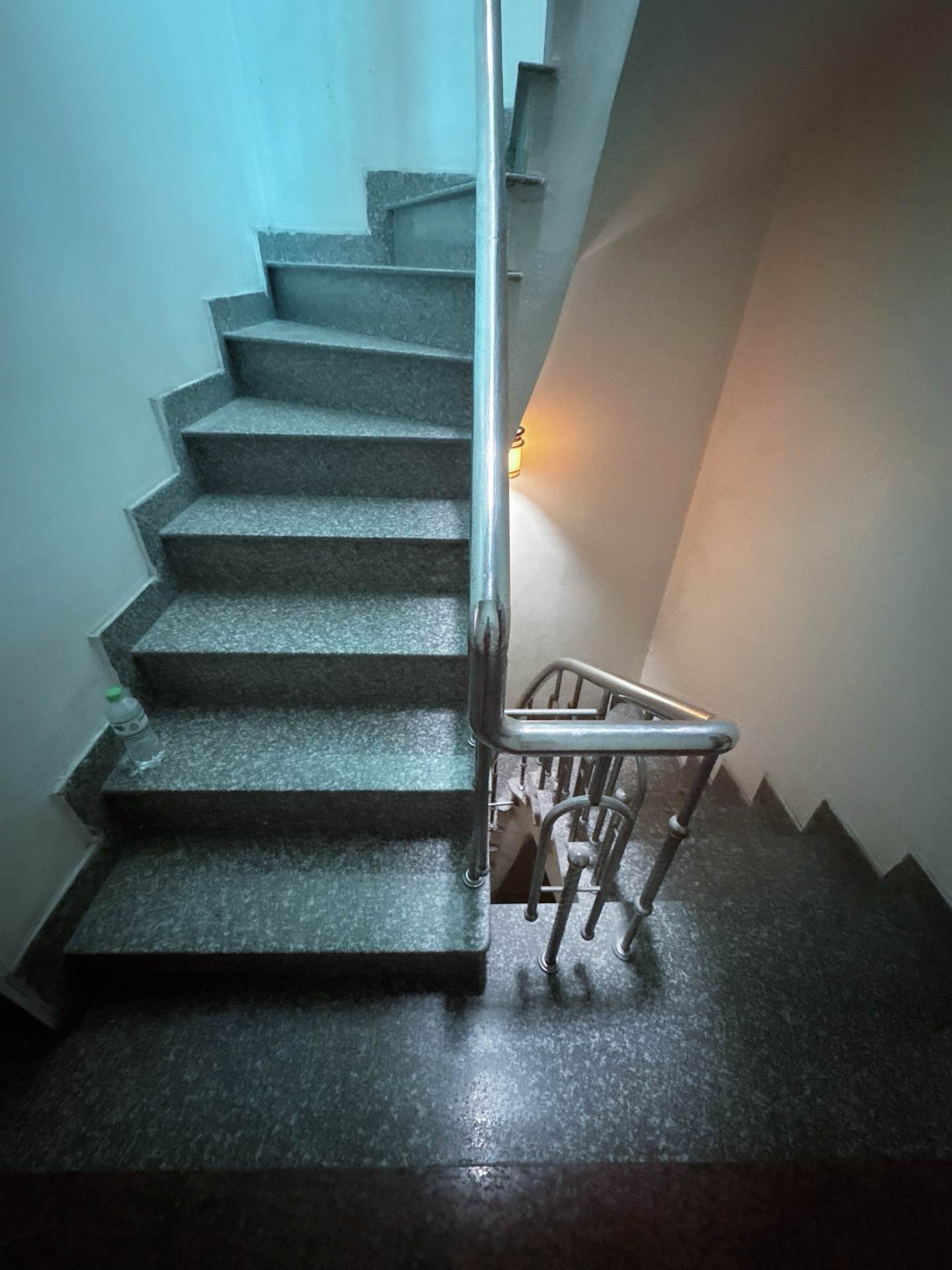 Bán nhà Giải Phóng - diện tích 73.2m2 7 tầng - Nhà nghỉ thu trang - giá 26,5 tỷ