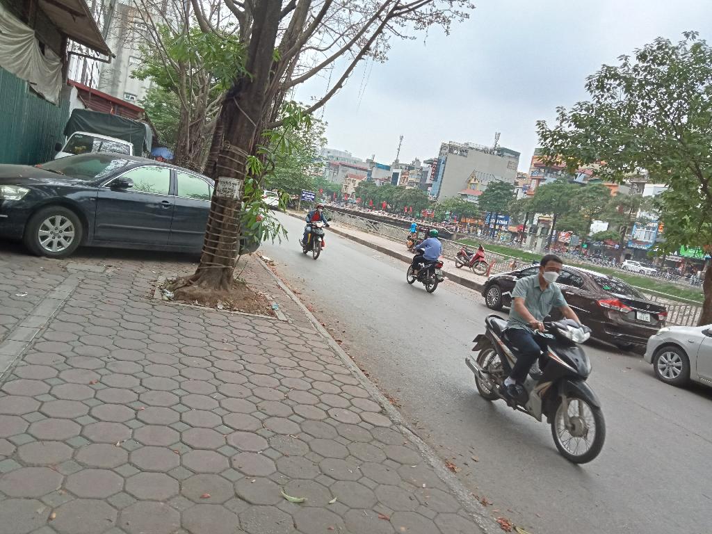 Bán nhà Vũ Tông Phan - diện tích 48.3m2 6 tầng - Nhà thoáng trước thoáng sau - giá 30 tỷ