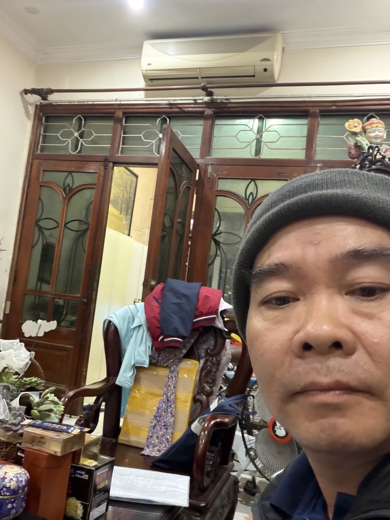 Bán nhà Huỳnh Thúc Kháng - diện tích 80.3m2 5 tầng - Ô tô tránh - giá 37 tỷ