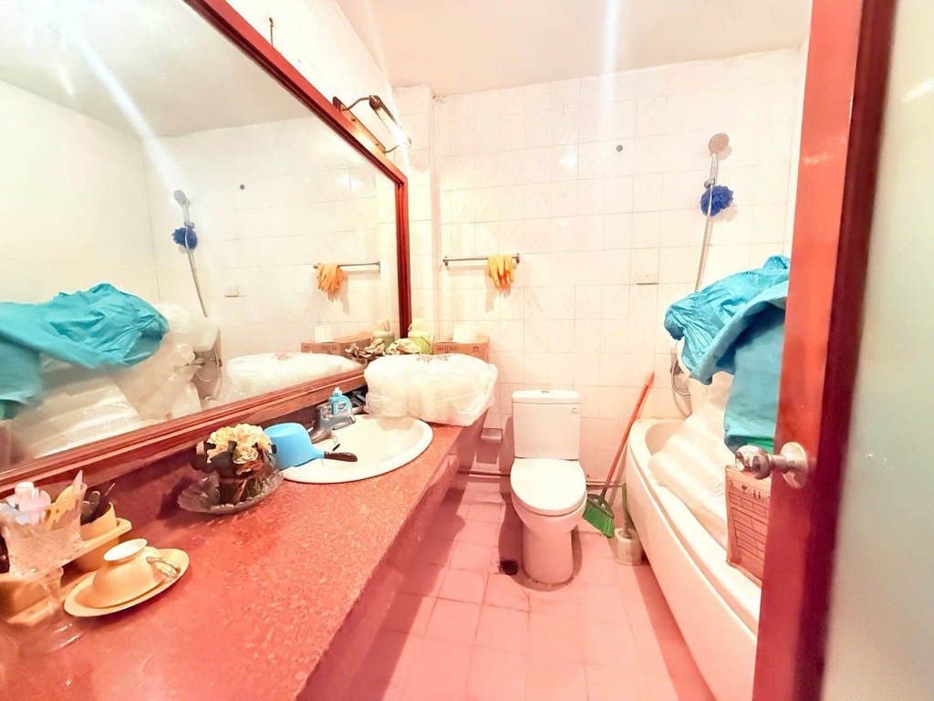 Bán nhà Huỳnh Thúc Kháng - diện tích 80.3m2 5 tầng - Ô tô tránh - giá 37 tỷ