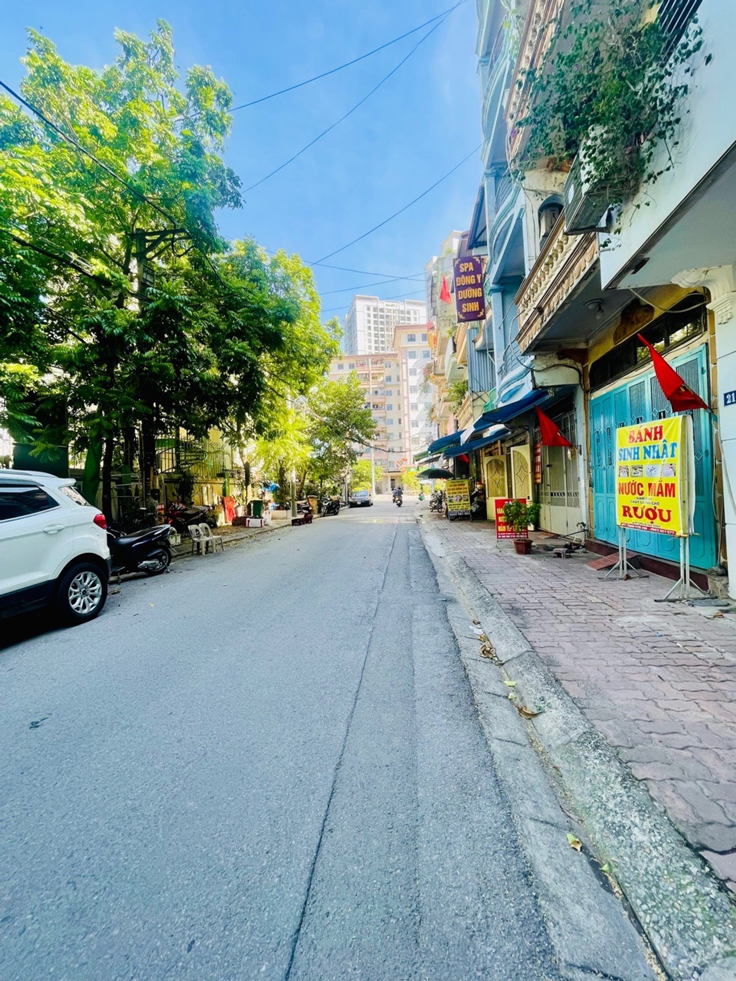 Bán nhà Ngọc Hồi - diện tích 50m2 7 tầng - Gara ô tô - giá 23,5 tỷ