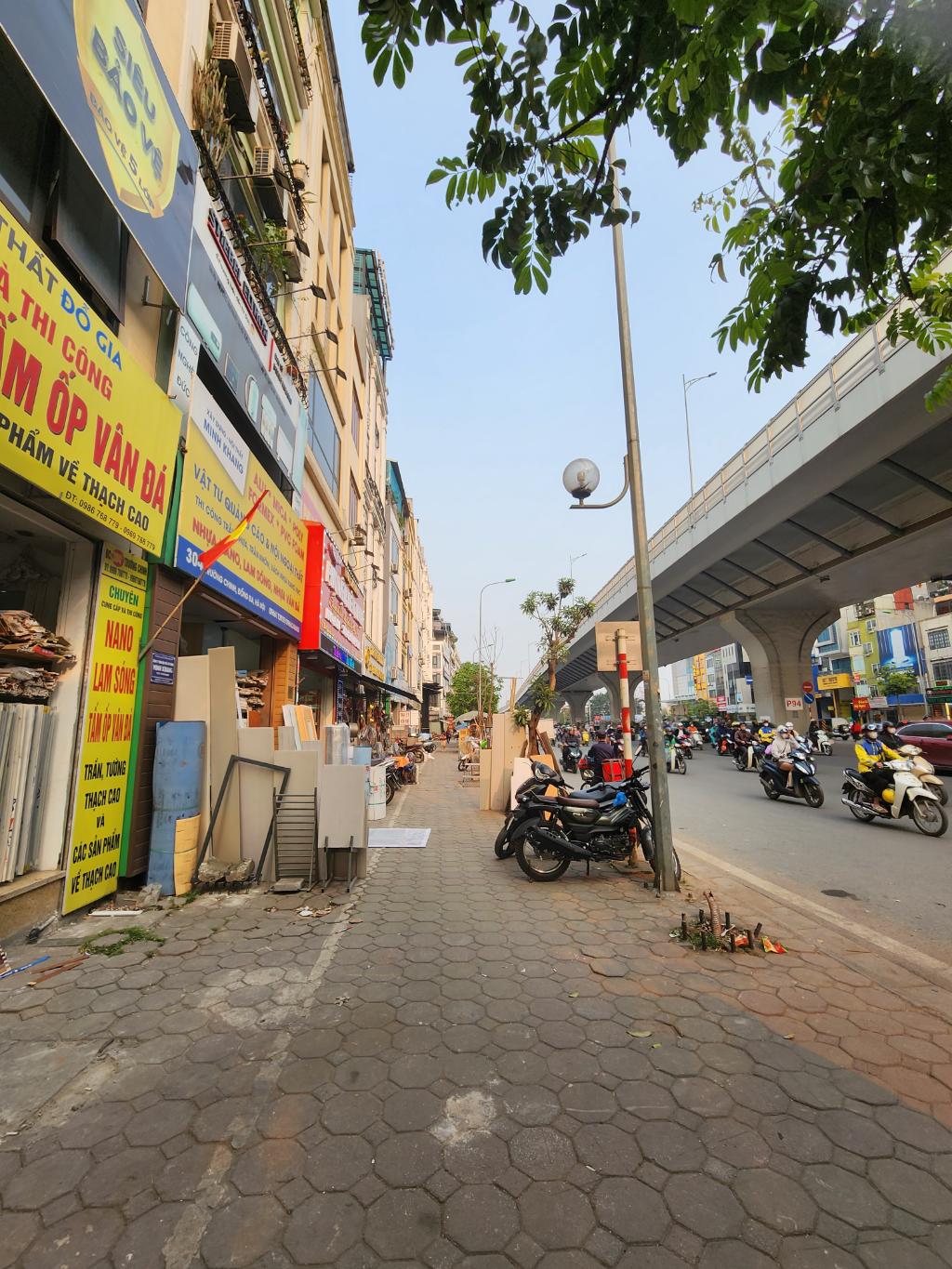 Bán nhà Trường Chinh - diện tích 155m2 1 tầng - Mặt phố VIP - giá 72 tỷ