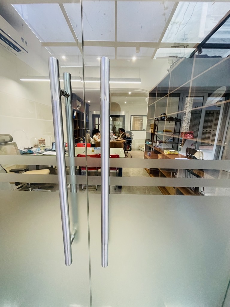 Bán nhà Đặng Văn Ngữ - diện tích 106m2 4 tầng - Ngõ ô tô - giá 33,5 tỷ