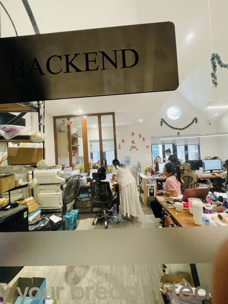 Bán nhà Đặng Văn Ngữ - diện tích 106m2 4 tầng - Ngõ ô tô - giá 33,5 tỷ