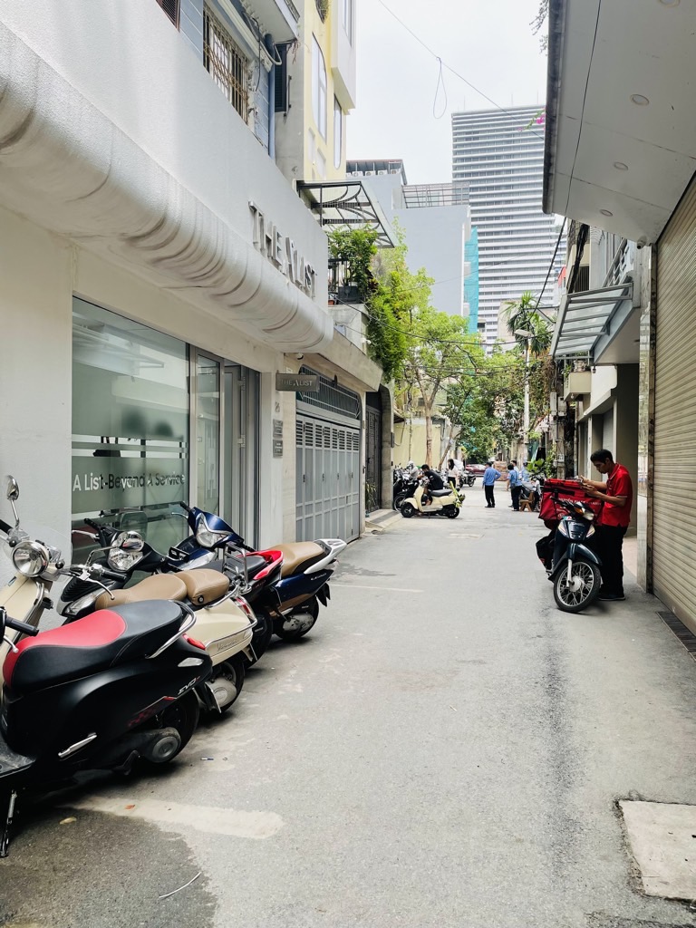 Bán nhà Đặng Văn Ngữ - diện tích 106m2 4 tầng - Ngõ ô tô - giá 33,5 tỷ