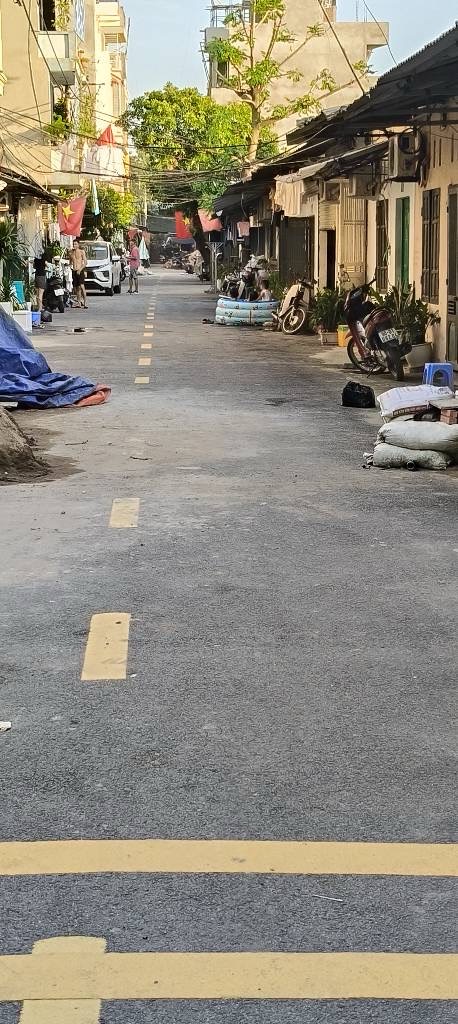 Bán nhà Nguyễn Khoái - diện tích 54m2 1 tầng - Ô TÔ - VỈA HÈ - LÔ GÓC - giá 8,5 tỷ