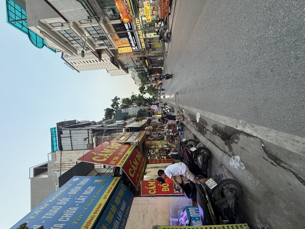 Bán nhà Trương Định - diện tích 536.6m2 1 tầng - Mặt phố - giá 80,4 tỷ