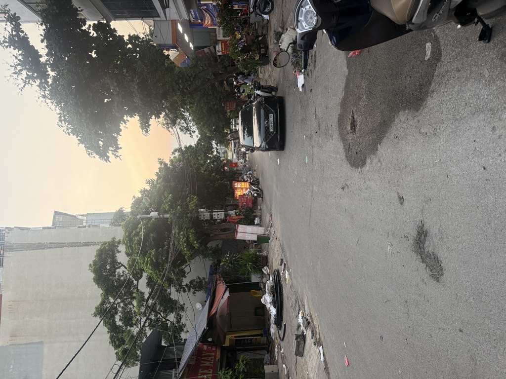 Bán nhà Trương Định - diện tích 536.6m2 1 tầng - Mặt phố - giá 80,4 tỷ