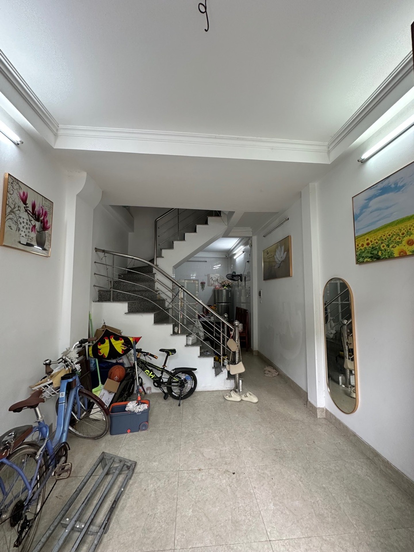 Bán nhà Định Công Hạ - diện tích 34m2 4 tầng - ô tô đỗ cửa - giá 3,4 tỷ