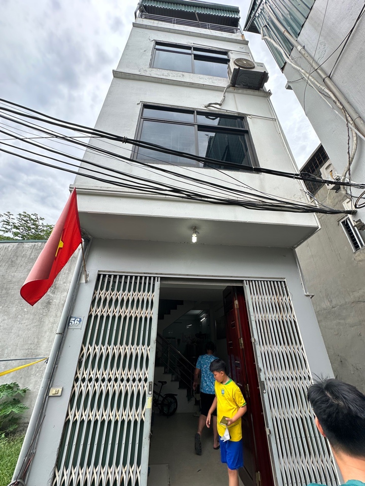 Bán nhà Định Công Hạ - diện tích 34m2 4 tầng - ô tô đỗ cửa - giá 3,4 tỷ