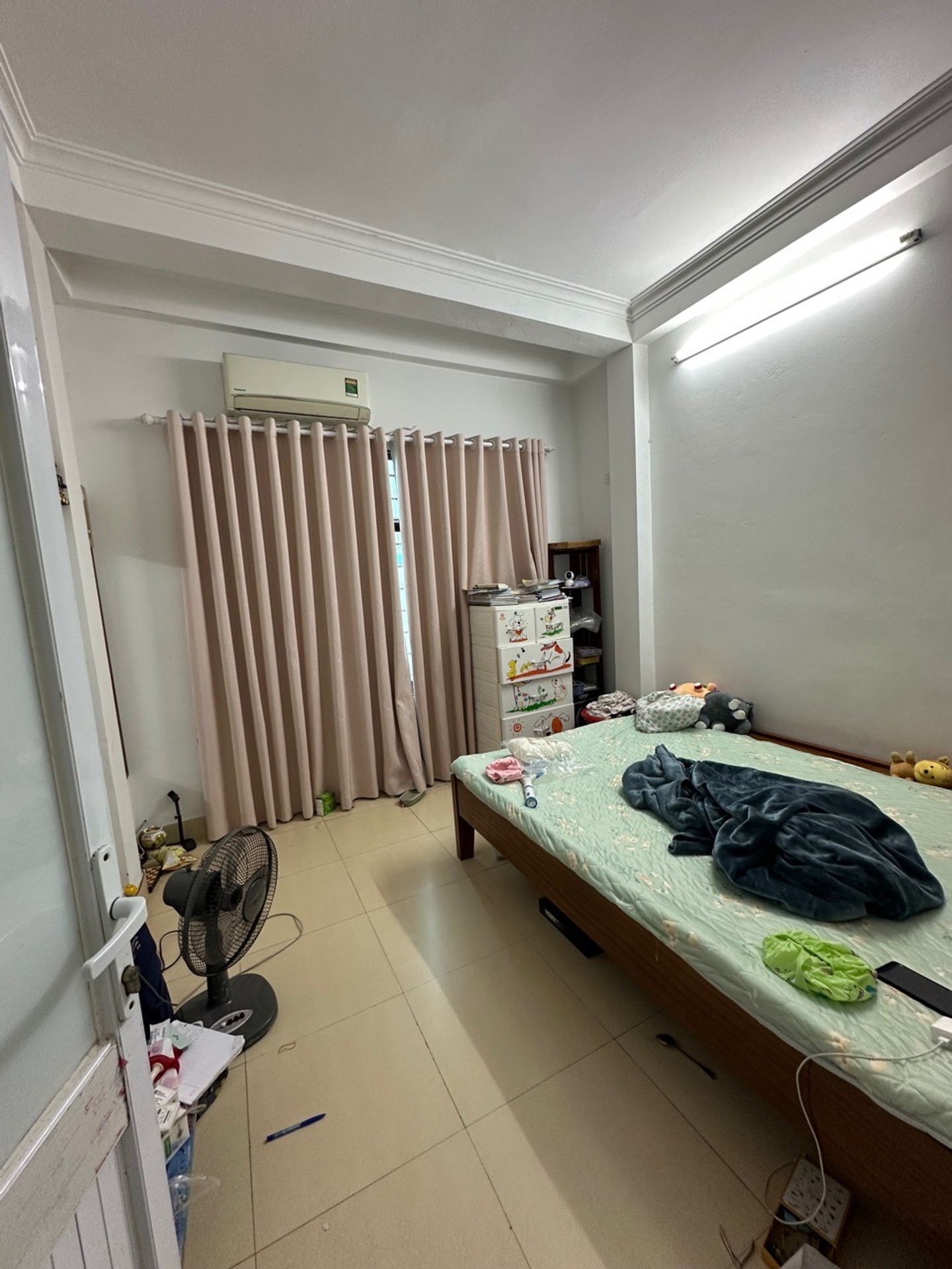 Bán nhà Định Công Hạ - diện tích 34m2 4 tầng - ô tô đỗ cửa - giá 3,4 tỷ