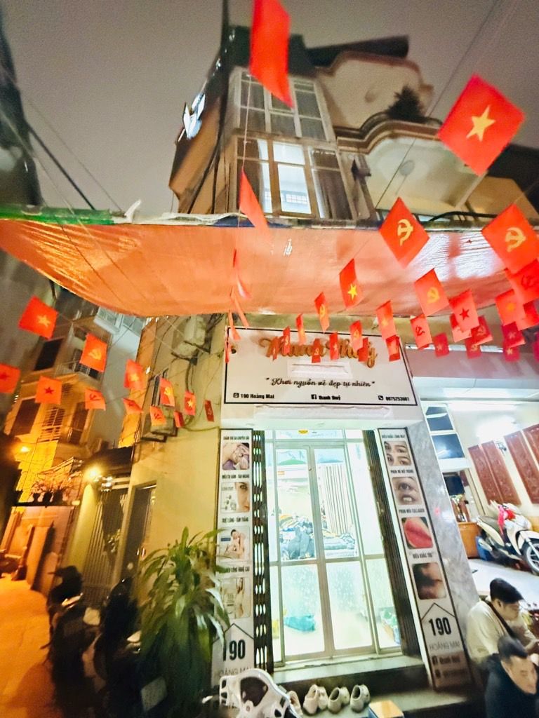 Bán nhà Hoàng Mai - diện tích 43m2 4 tầng - Ô TÔ ĐỖ CỬA - giá 13,5 tỷ