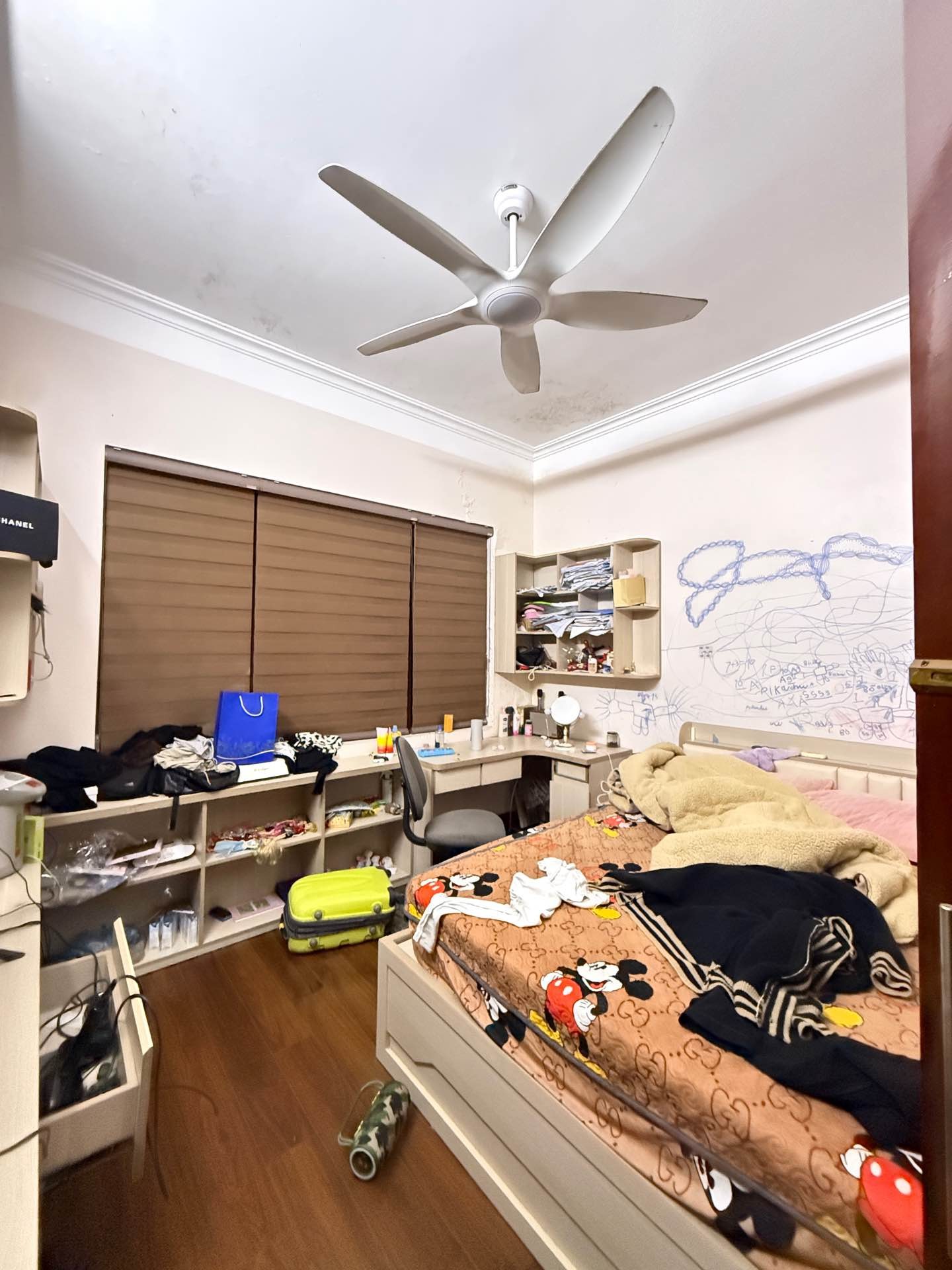 Bán nhà Giáp Bát - diện tích 60m2 4 tầng - Ô tô đỗ cửa - giá 15,5 tỷ