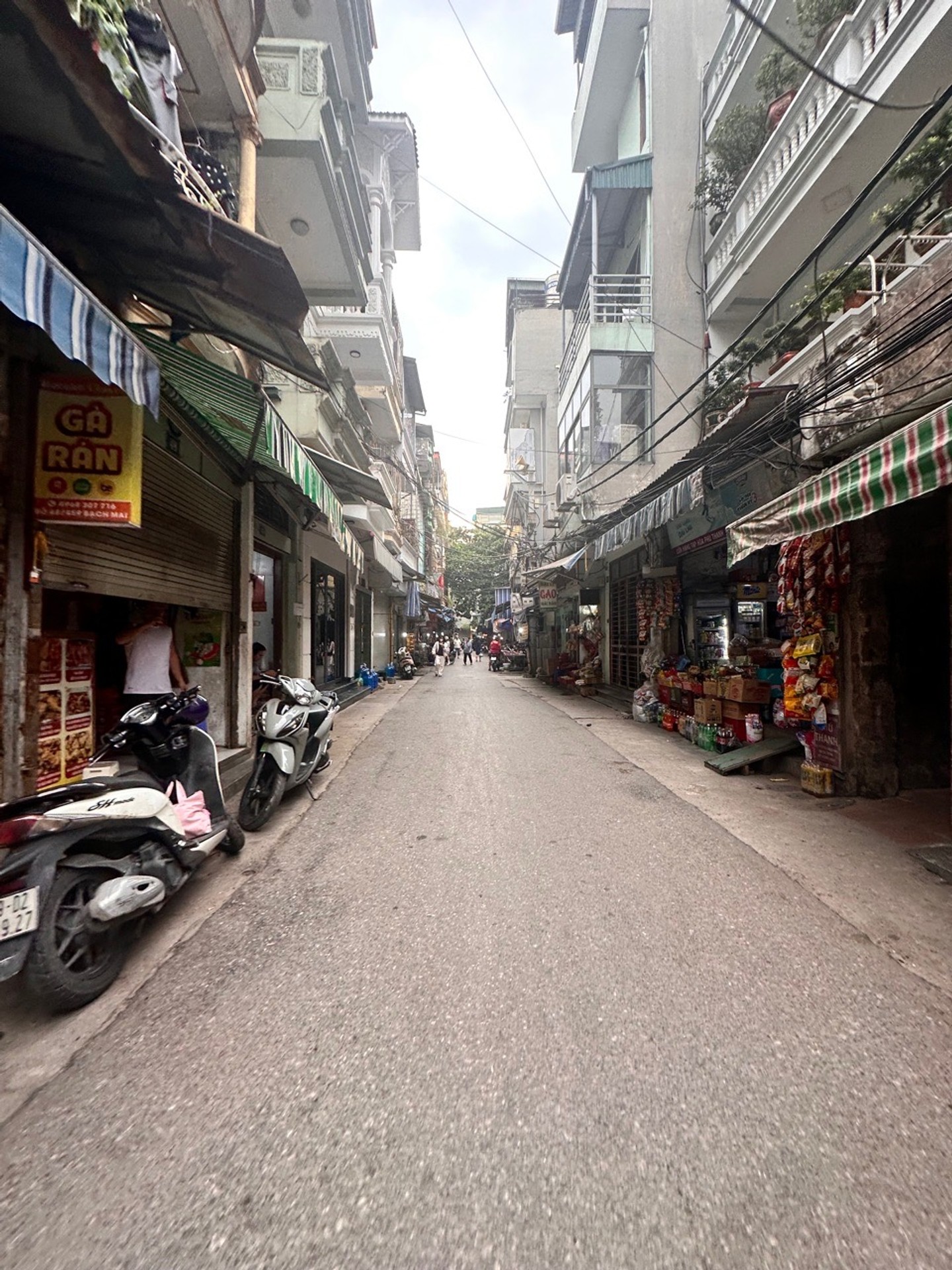 Bán nhà Bạch Mai - diện tích 49m2 2 tầng - Nhà hiện trạng 2 tầng, bên trong sạch sẽ sáng sủa - giá 9,5 tỷ