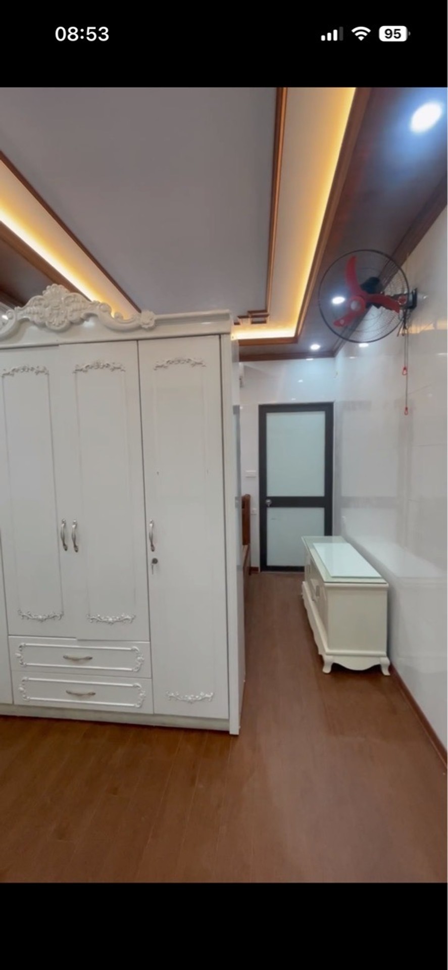 Bán nhà Bạch Mai - diện tích 49m2 2 tầng - Nhà hiện trạng 2 tầng, bên trong sạch sẽ sáng sủa - giá 9,5 tỷ