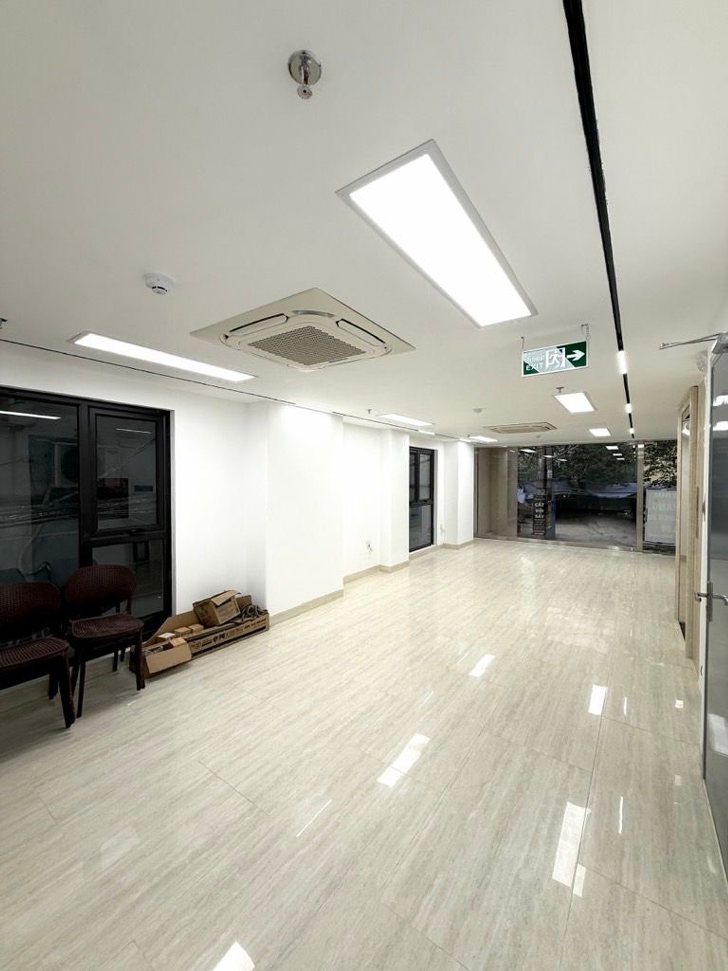 Bán nhà Đại Linh - diện tích 96m2 9 tầng - Lô góc 3 mặt thoáng - giá 45,5 tỷ