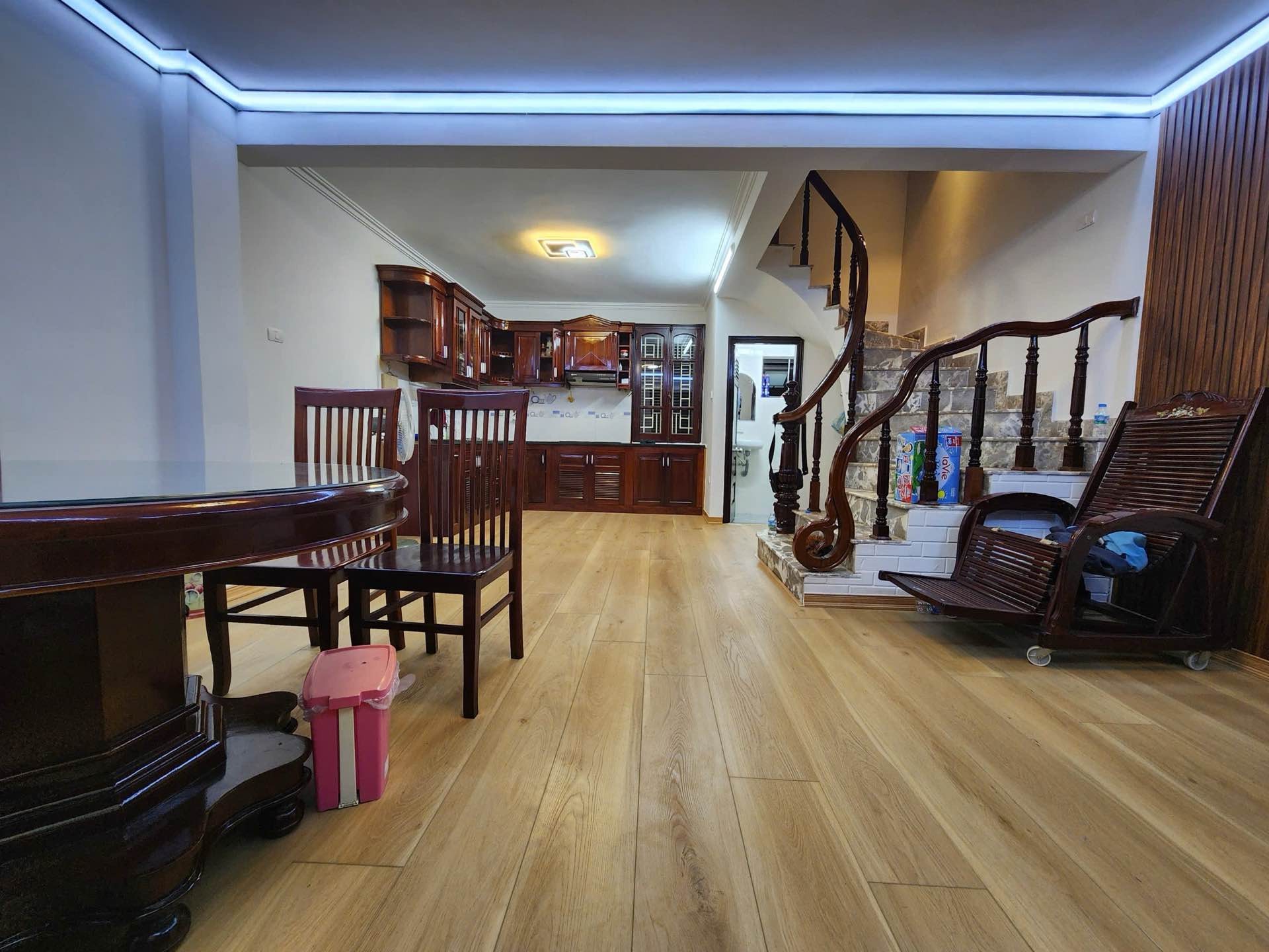 Bán nhà Lương Khánh Thiện - diện tích 54m2 5 tầng - Nhà mới, thoáng trước sau - giá 15,4 tỷ