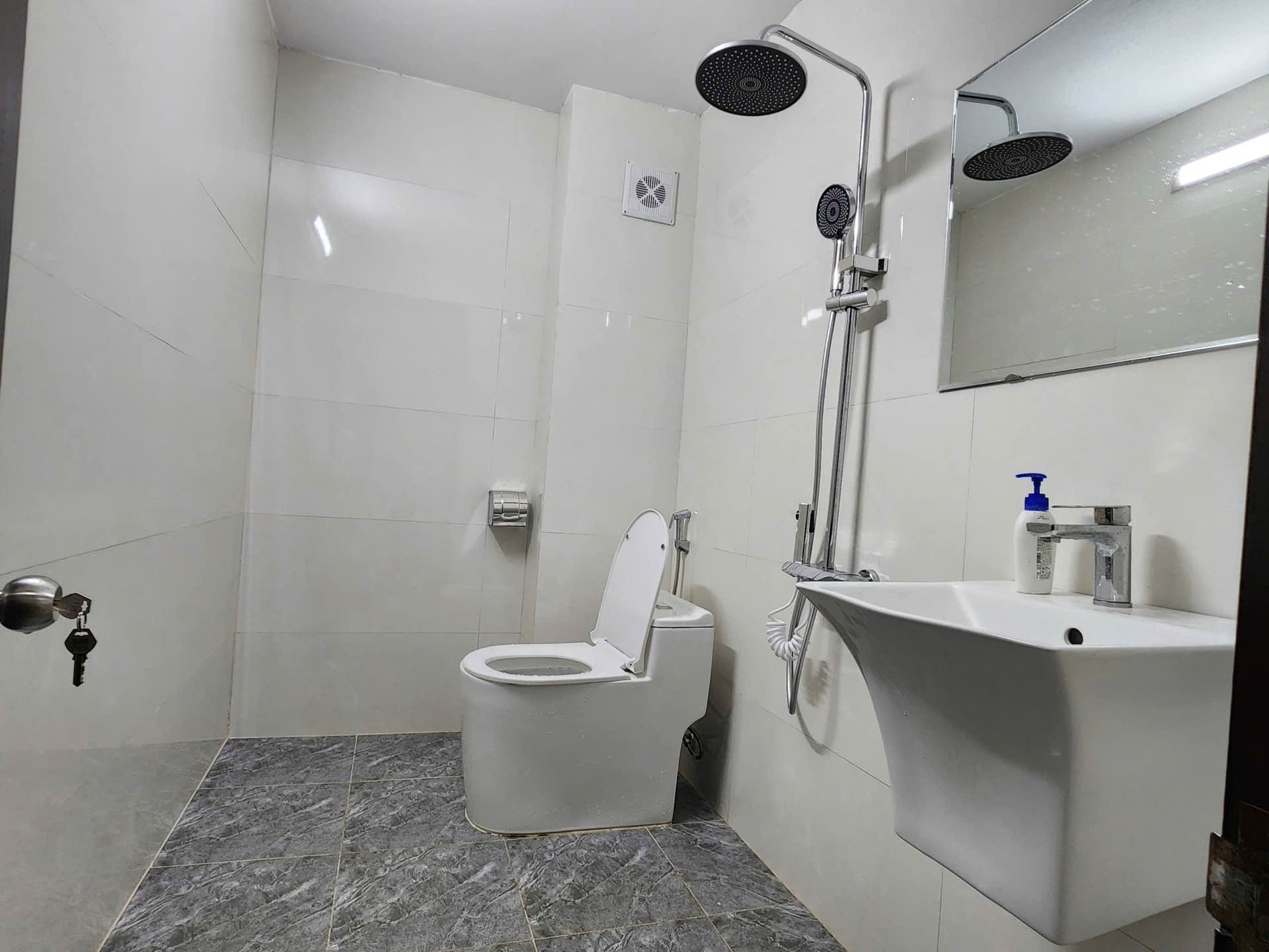 Bán nhà Lương Khánh Thiện - diện tích 54m2 5 tầng - Nhà mới, thoáng trước sau - giá 15,4 tỷ