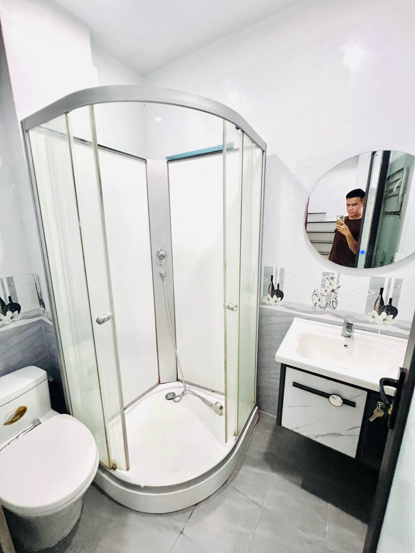 Bán nhà Tam Trinh - diện tích 35m2 6 tầng - Ngõ nông gần phố - giá 8,3 tỷ