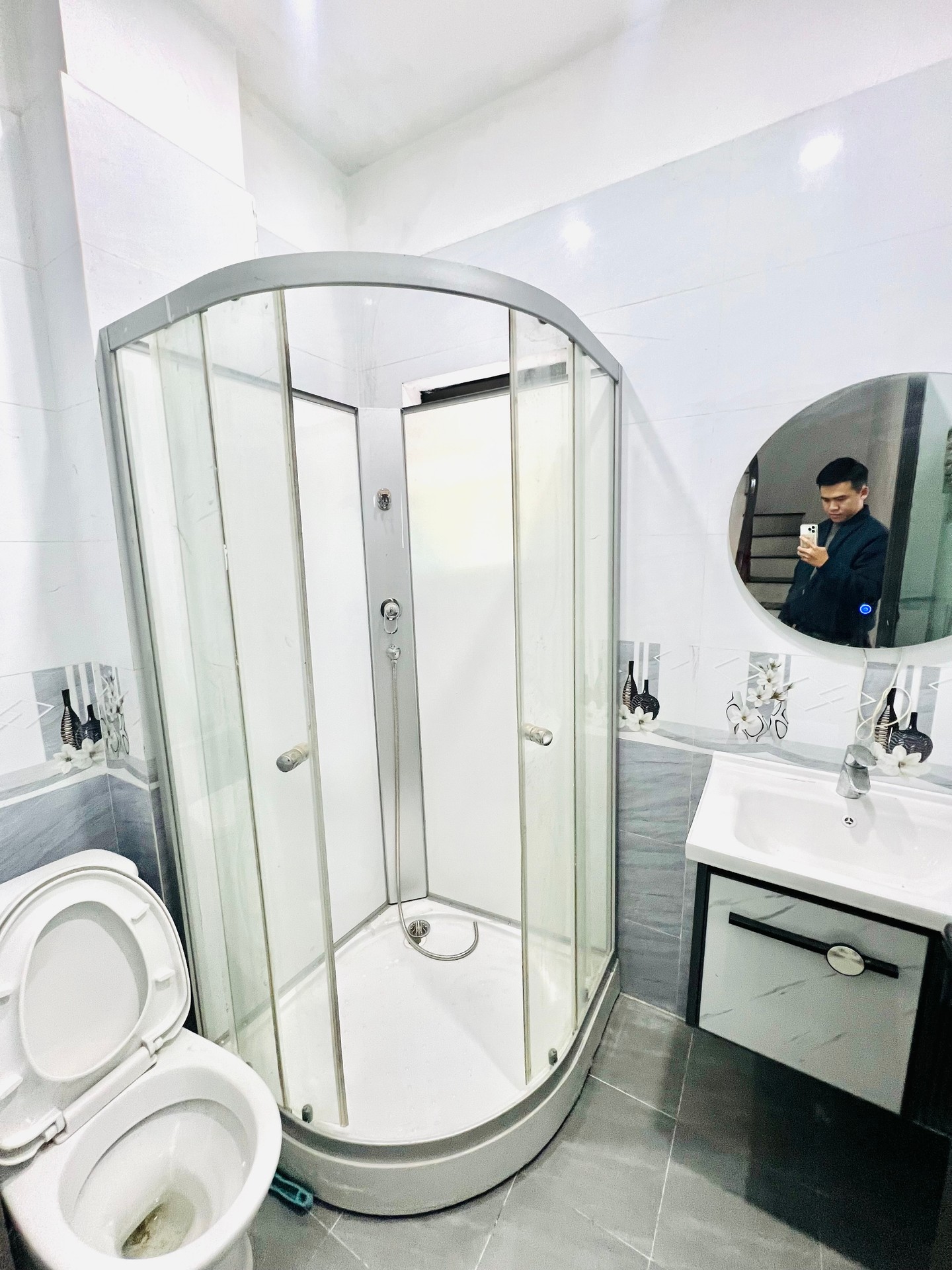 Bán nhà Tam Trinh - diện tích 35m2 6 tầng - Ngõ nông gần phố - giá 8,3 tỷ