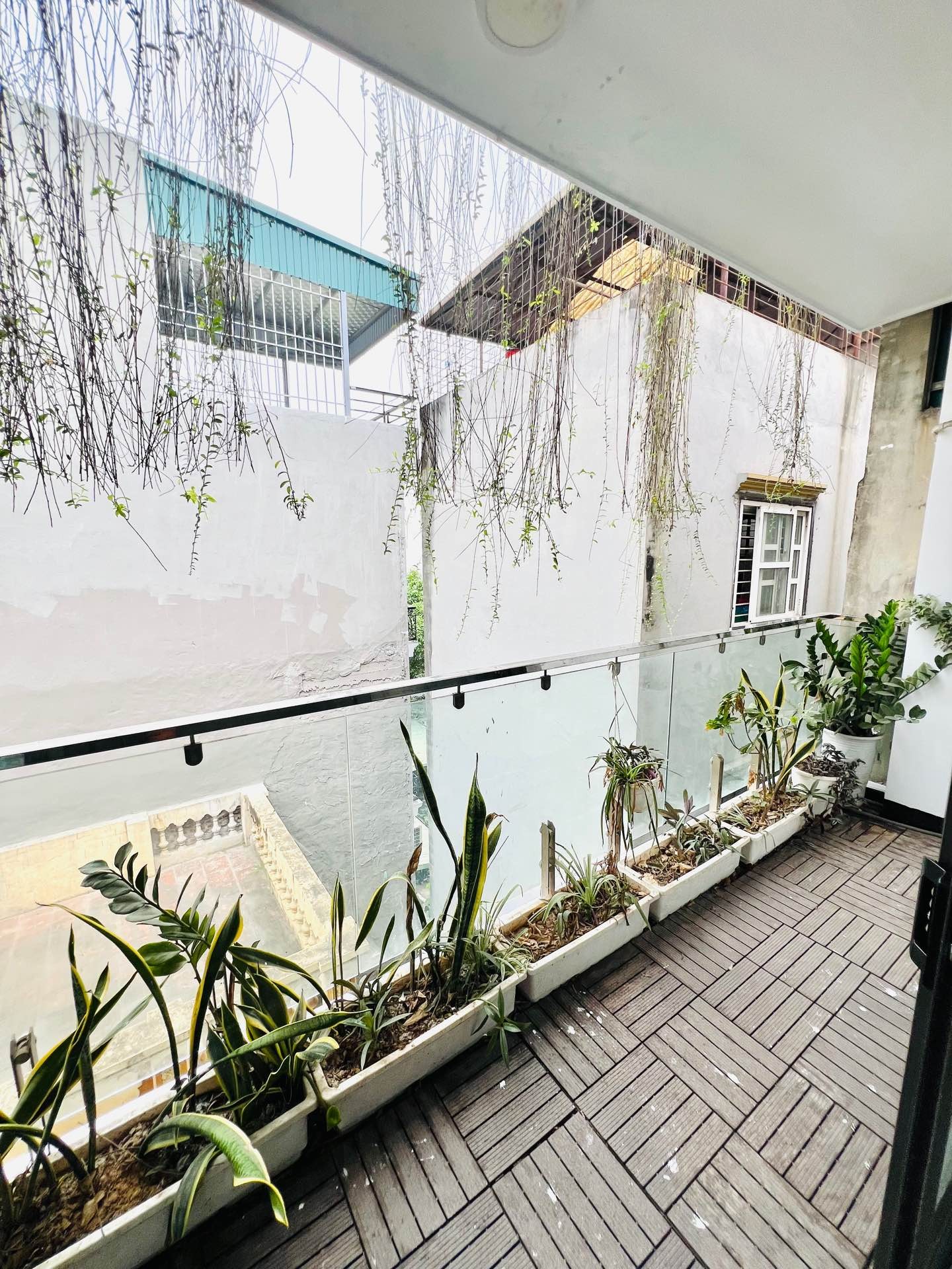 Bán nhà Tam Trinh - diện tích 35m2 6 tầng - Ngõ nông gần phố - giá 8,3 tỷ