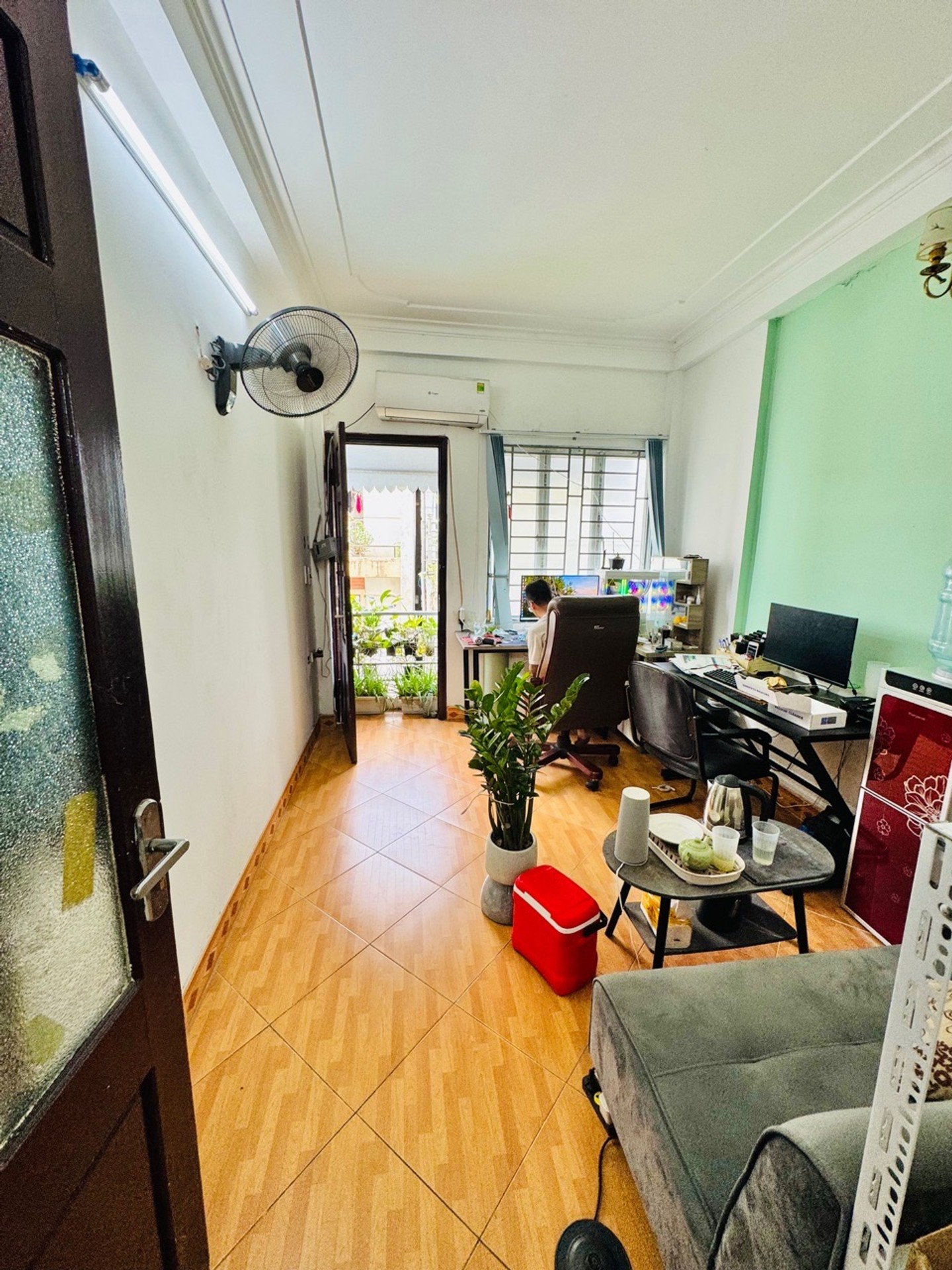 Bán nhà Tây Trà - diện tích 31m2 4 tầng - ô tô đỗ cửa - giá 9,2 tỷ
