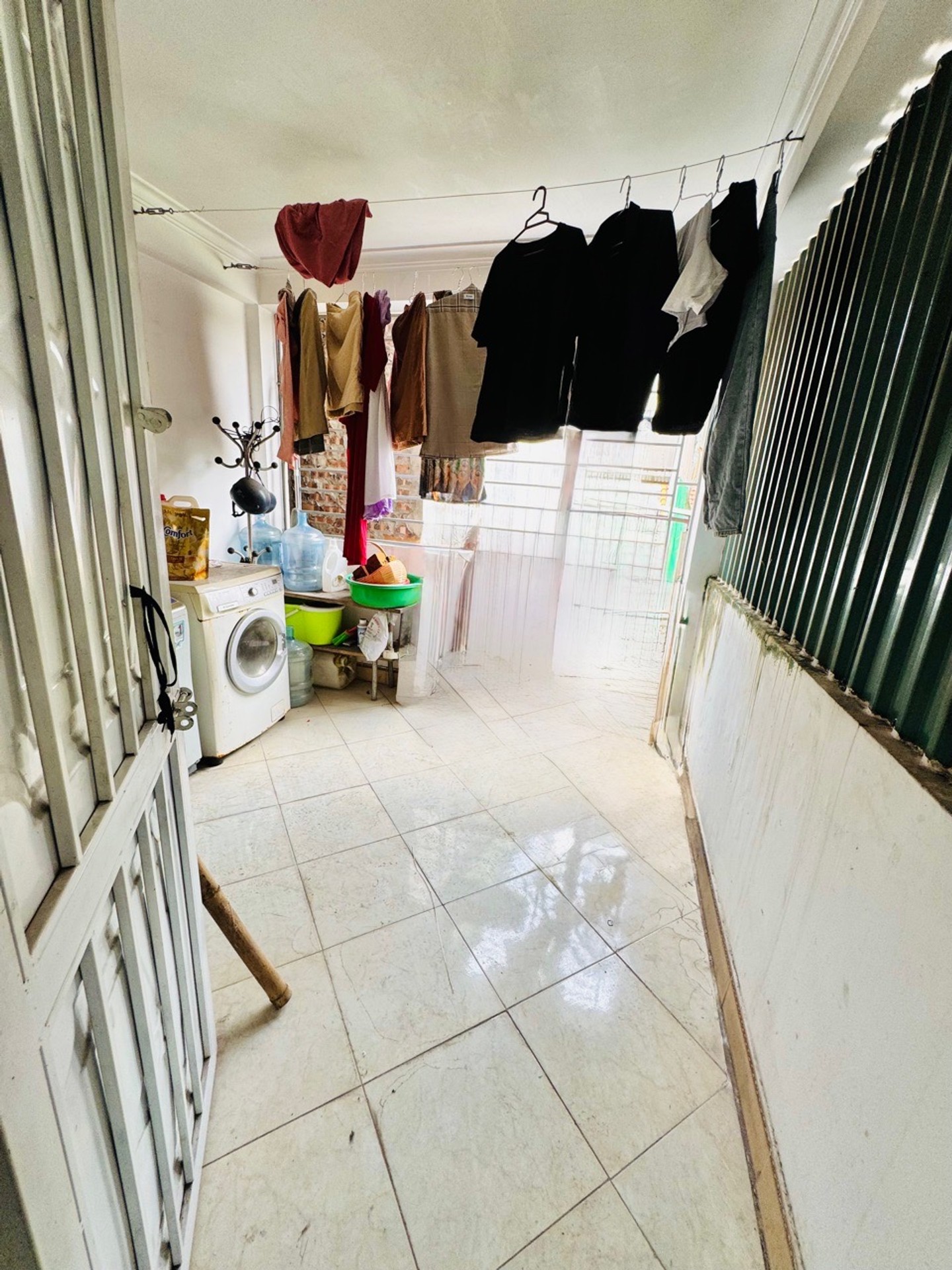 Bán nhà Tây Trà - diện tích 31m2 4 tầng - ô tô đỗ cửa - giá 9,2 tỷ