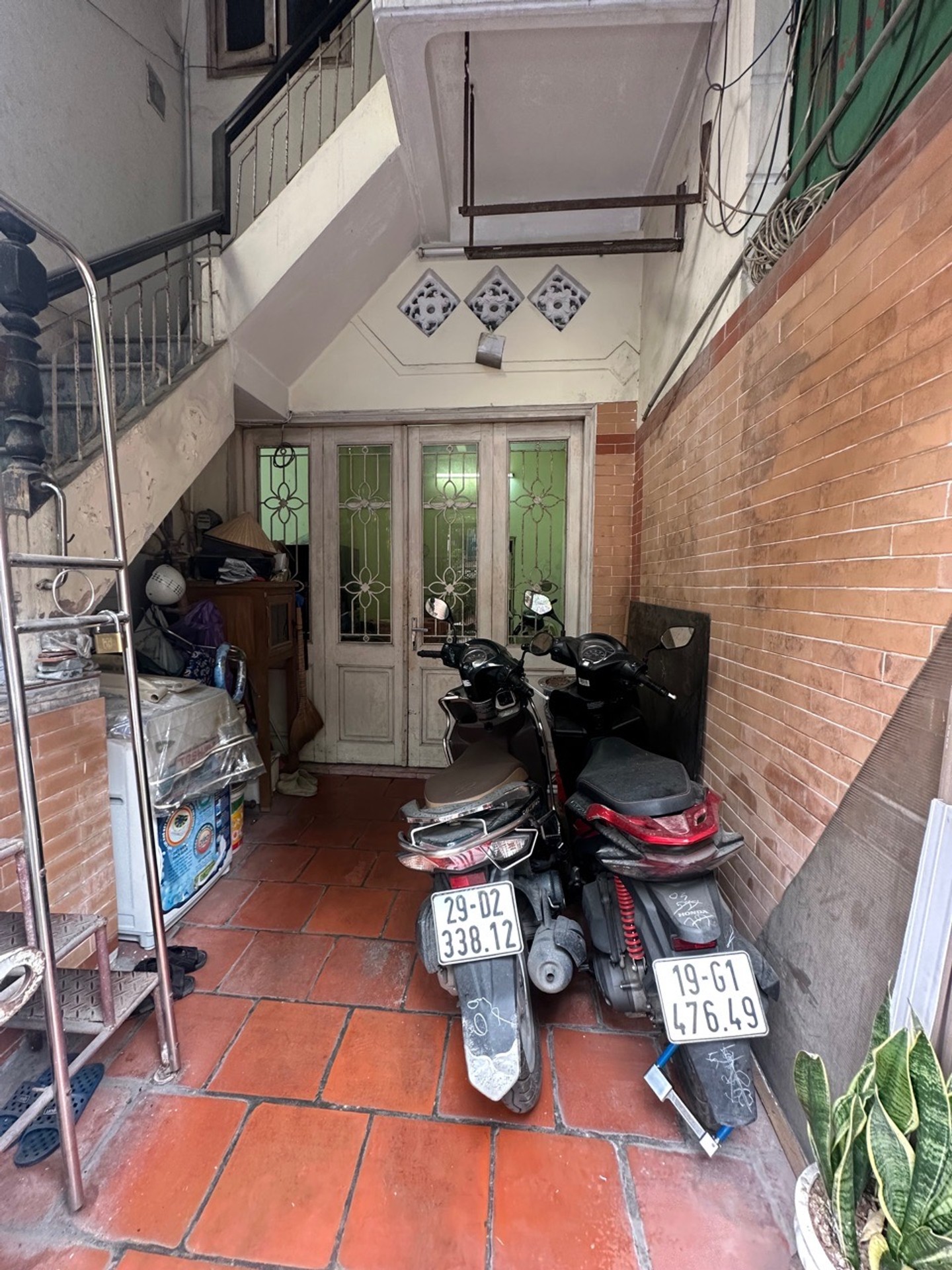 Bán nhà Thọ Lão - diện tích 43m2 5 tầng - Nhà đẹp ở luôn - giá 19,6 tỷ