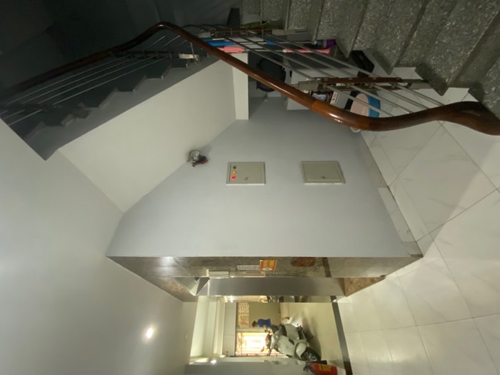 Bán nhà Dương Văn Bé - diện tích 112m2 6 tầng - Ô TÔ ĐỖ - giá 25 tỷ