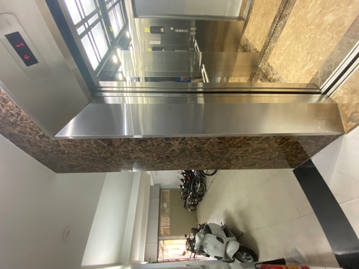 Bán nhà Dương Văn Bé - diện tích 112m2 6 tầng - Ô TÔ ĐỖ - giá 25 tỷ