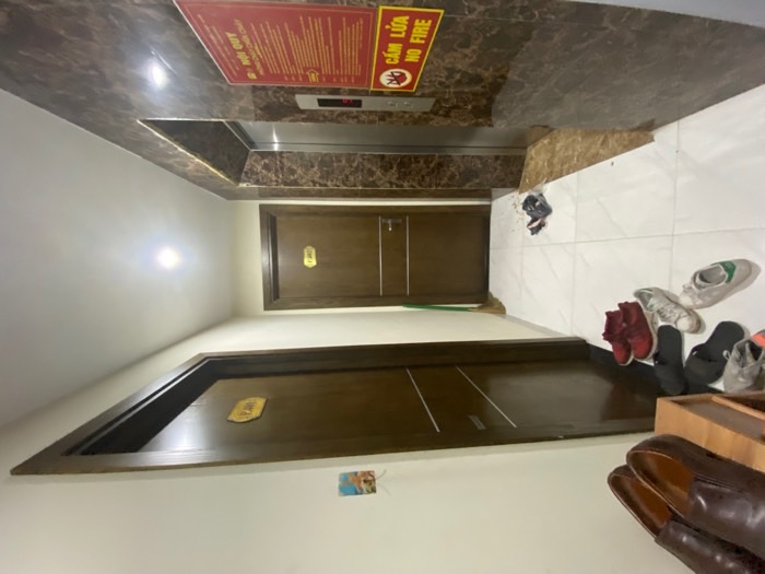 Bán nhà Dương Văn Bé - diện tích 112m2 6 tầng - Ô TÔ ĐỖ - giá 25 tỷ